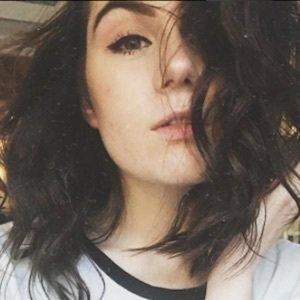 Dodie Clark - Bio, Facts, Family   Famous Birthdays