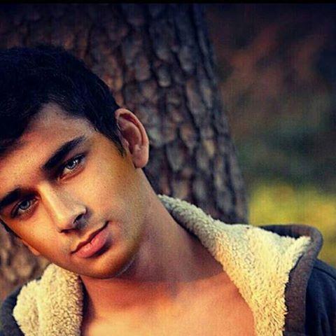 Ellujiak Valentine (@ellujiak_valentine)   Instagram Photos And Videos