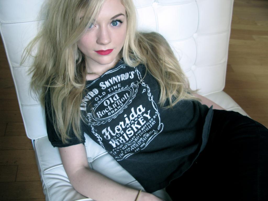 Emily Kinney - Cancelled - Hotel Congress