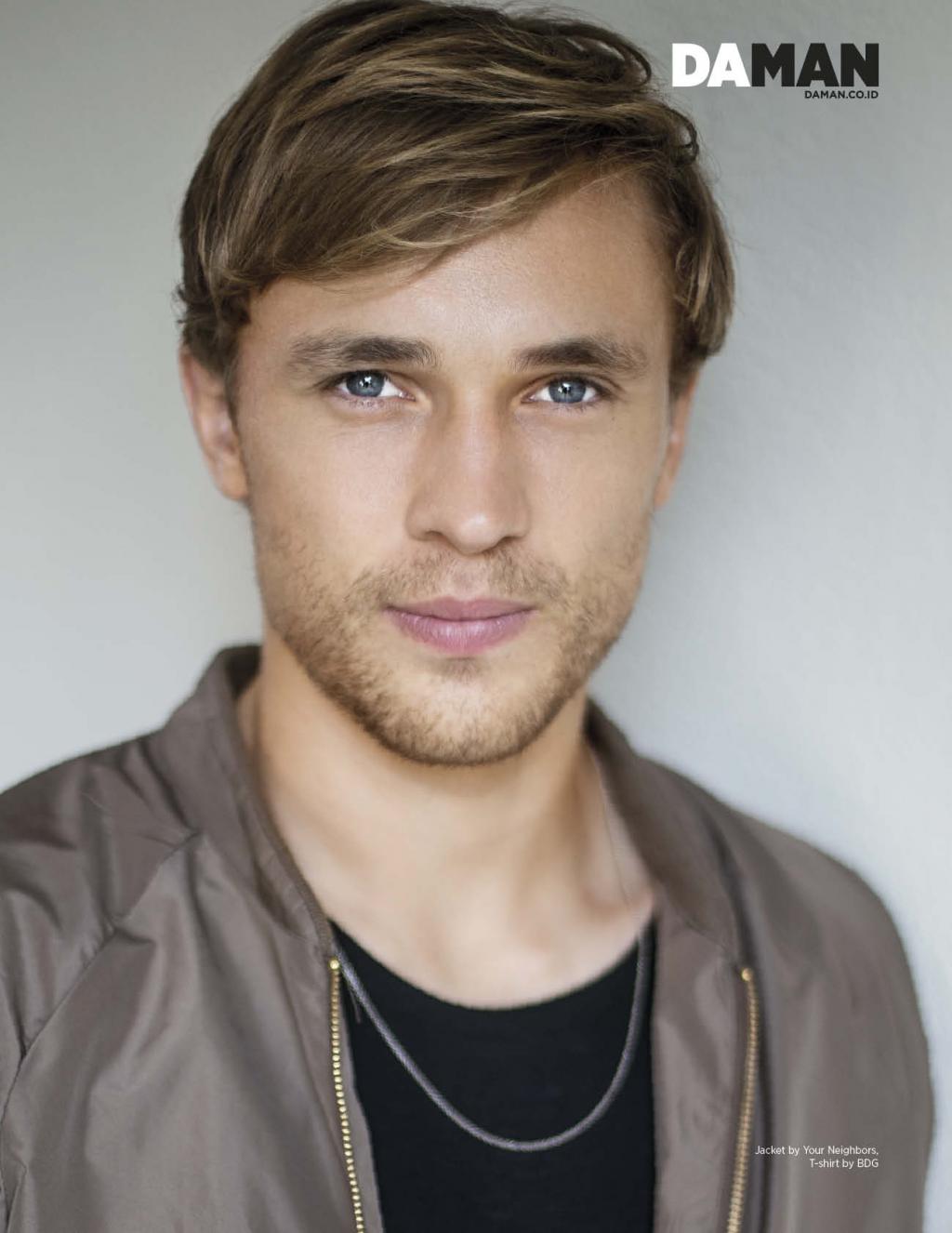 Exclusive Feature: William Moseley Raps About    The Veil