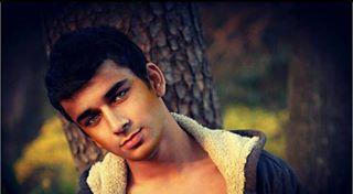 Explore Ellujiak Valentine (@ellujiak_valentine) Instagram Profile