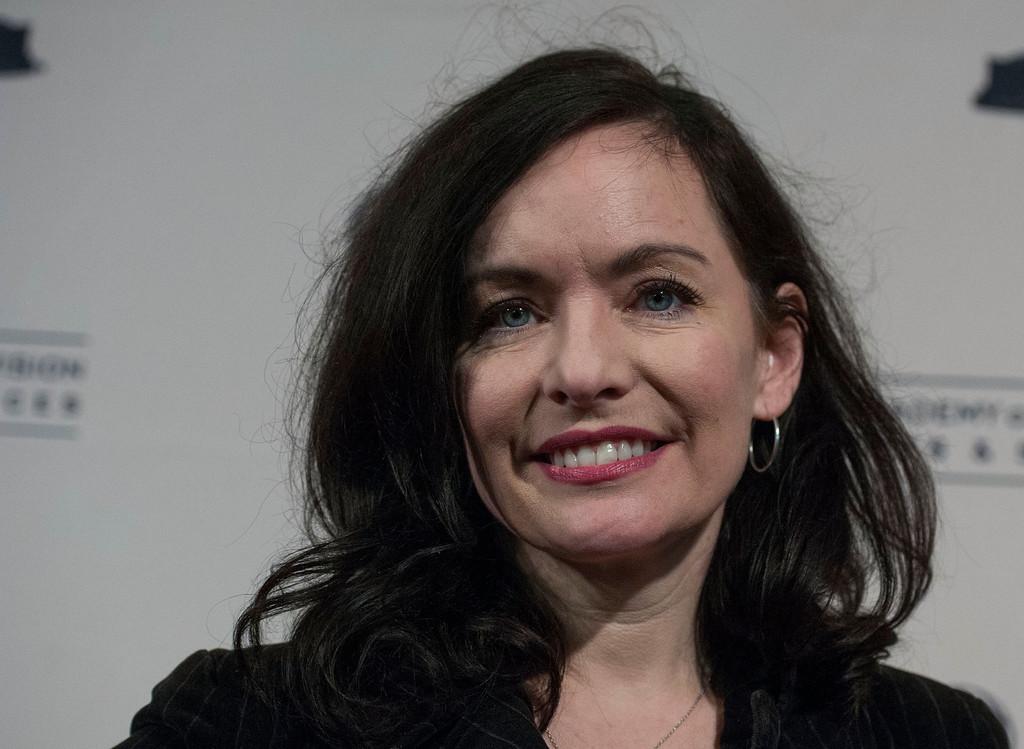 Guinevere Turner - Zimbio