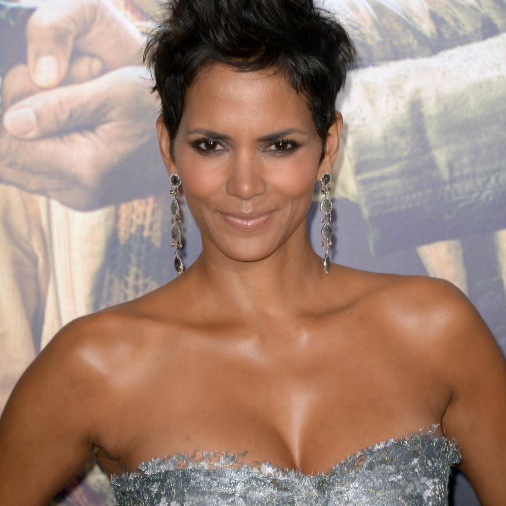 Halle Berry In Talks To Star In 'Kingsman 2'   Deadline