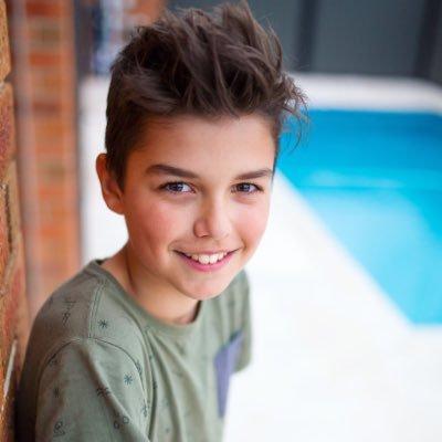 Harvey Petito On Twitter: "So Cold In Melbourne, My Face Is Frozen