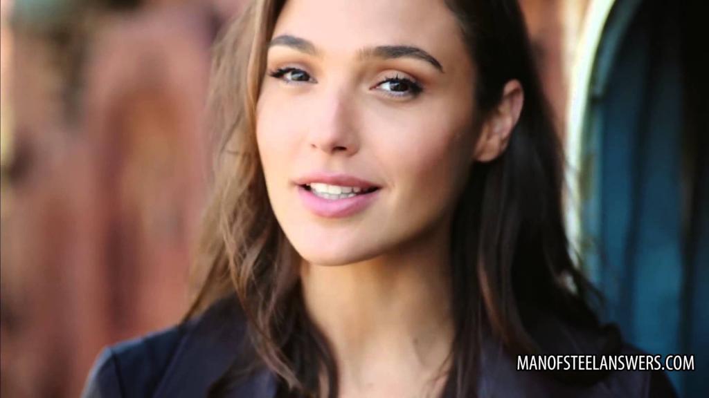 How To Pronounce Gal Gadot - YouTube