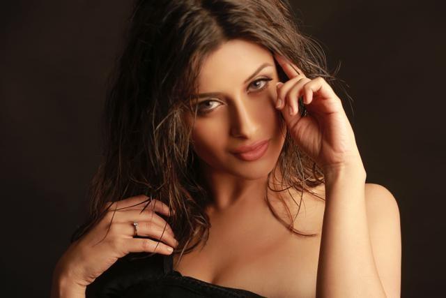 I Love Salman Khan, Says 'One Night Stand' Actress Nyra Banerjee