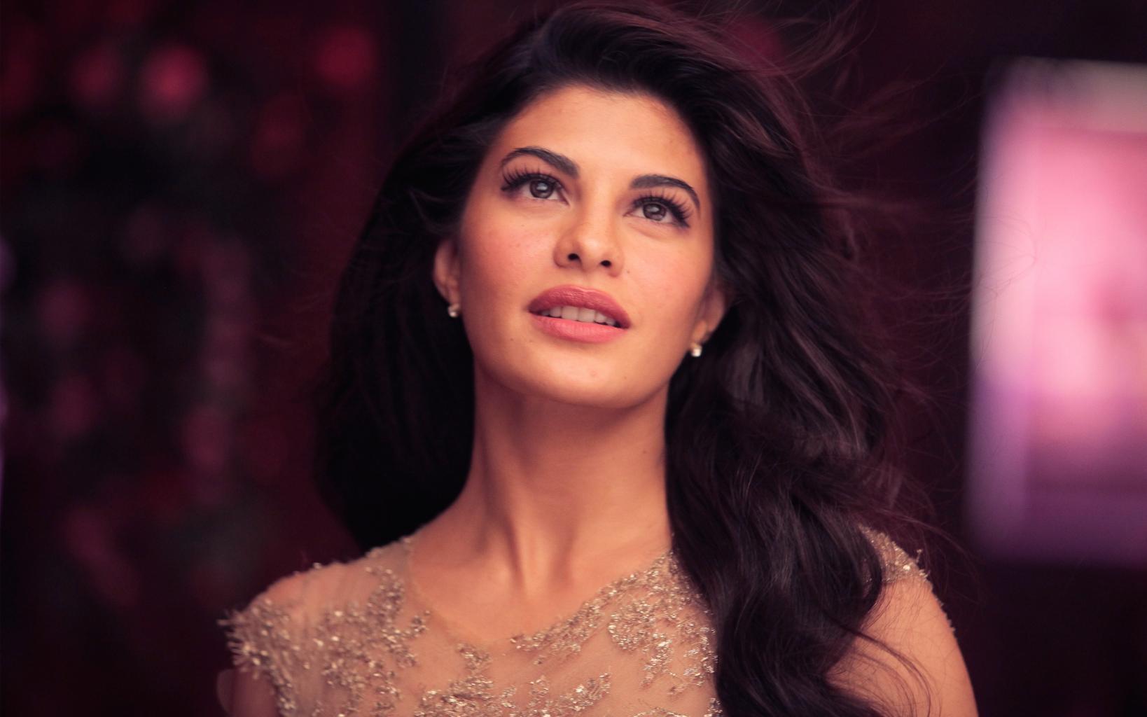 Jacqueline Fernandez In Kick Wallpapers   HD Wallpapers