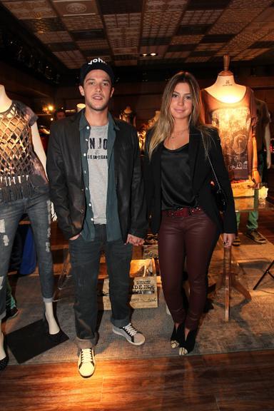 Jayme Matarazzo Aparece Em Evento Com Namorada