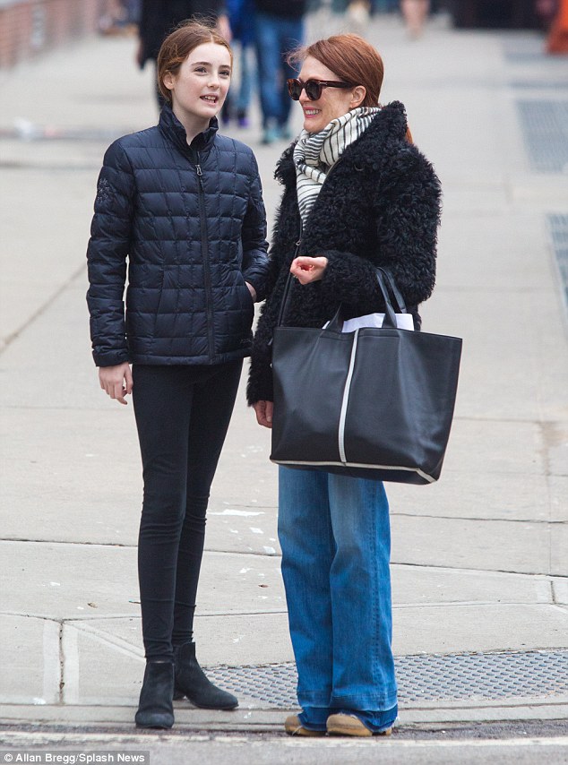Julianne Moore Bonds With Daughter Liv Freundlich In NYC   Daily