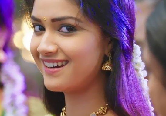 Keerthy Suresh Age, Height, Weight, Affairs, Wiki & Facts