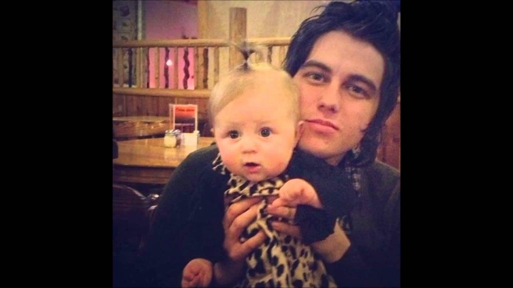 Kellin And Copeland Quinn     - YouTube