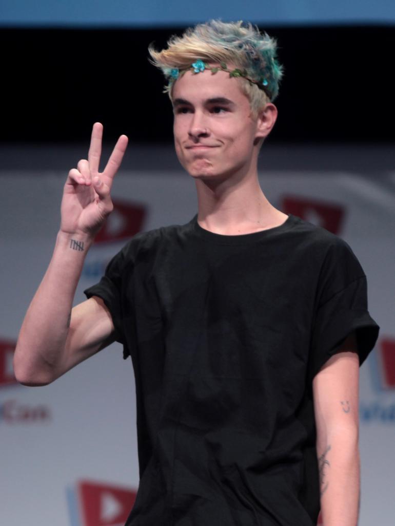 Kian Lawley - Wikipedia