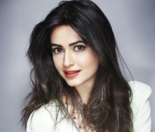 Kriti Kharbanda Height, Weight, Age, Biography, Affairs & More