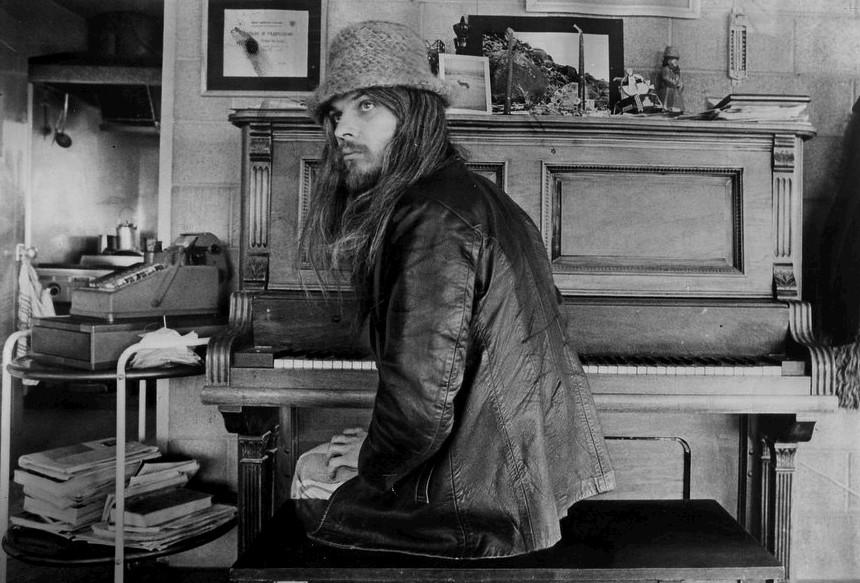 Leon Russell - Wikipedia