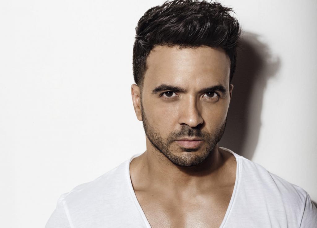 Luis Fonsi On His Chartopper 'Despacito': 'Nobody Really Predicts A