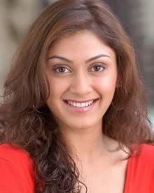 Manjari Phadnis Biography, Wiki, DOB, Family, Profile, Movies