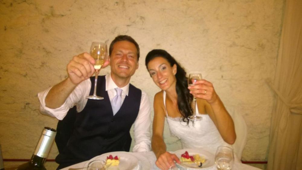 MANUELA SECOLO HA DETTO "S    !" HA SPOSATO IL CESTISTA BIANCHI