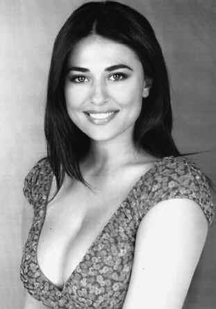 Maria Mazza Photos and images