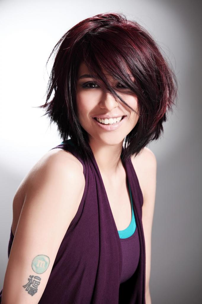 Meesha Shafi Biography Pakistani Actress, Model And Singer - STYLEE.PK