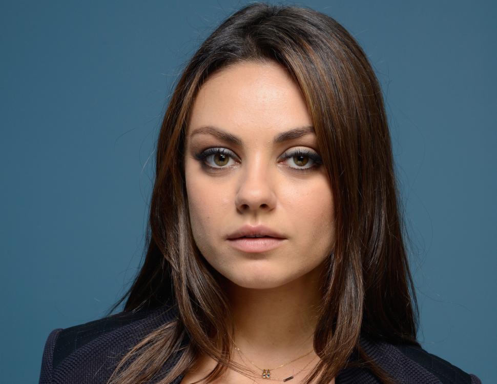 Mila Kunis Wallpapers Images Photos Pictures Backgrounds