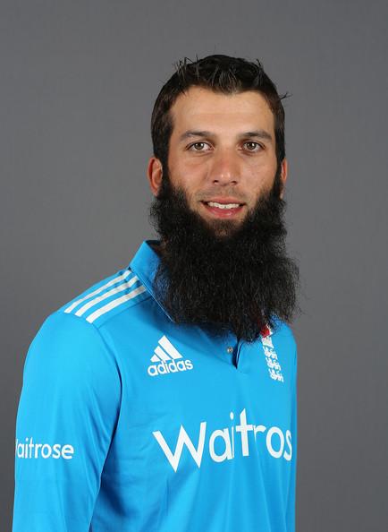 Moeen Ali Photos Photos - England One Day International Team