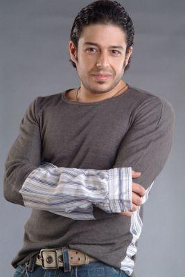 Mohamed Hamaki - Photos and wallpapers