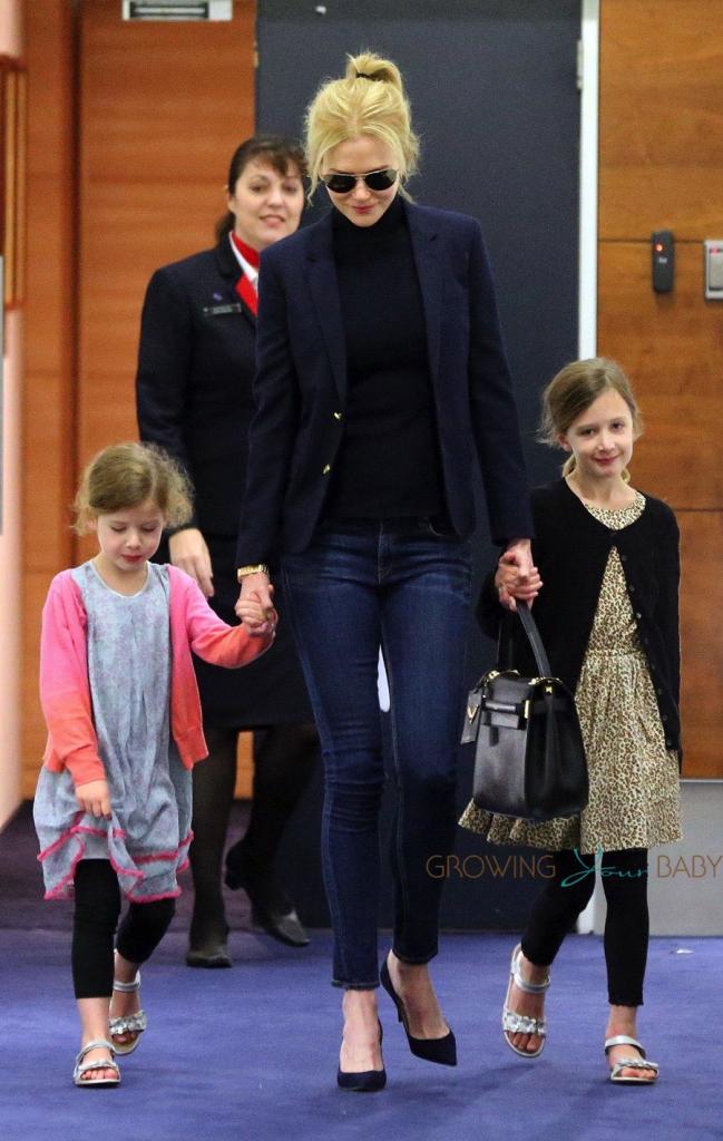 Nicole Kidman Arrives In Sydney With Her Daughters Faith And