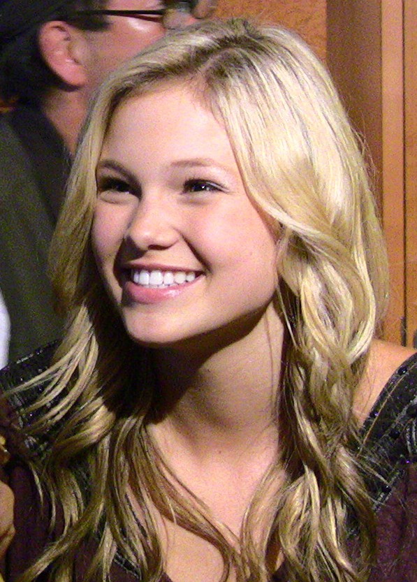 Olivia Holt - Wikipedia, The Free Encyclopedia