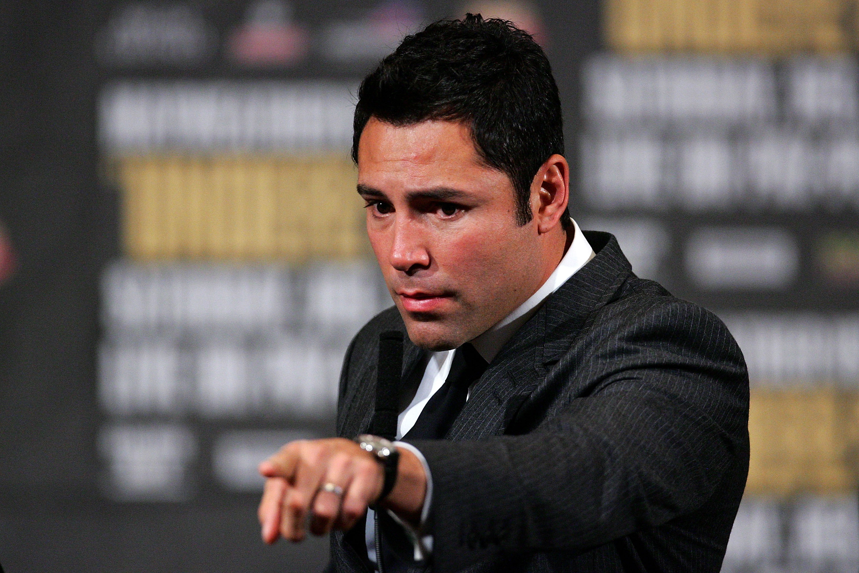 Oscar De La Hoya Is Launching A Sports Cable Channel