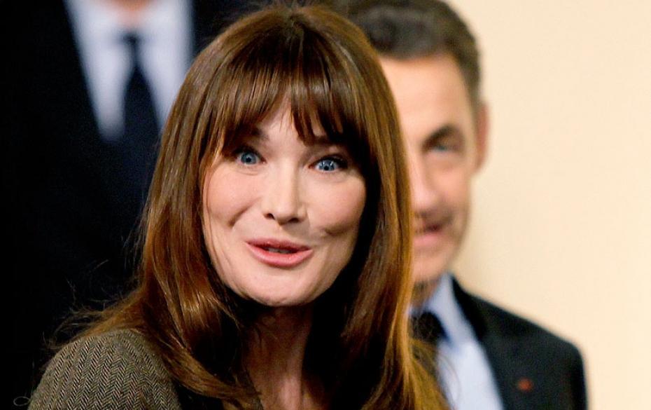 Pipole     Carla Bruni S    Nile Et Myope ?