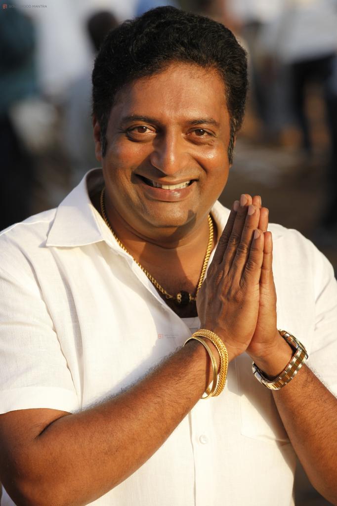 Prakash Raj Gripped In Controversy For Appearing In Demeaning Ad