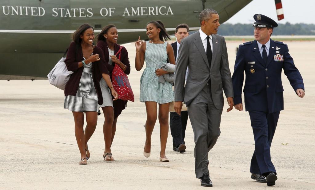 President Obama Hits New York City With Daughters Malia And Sasha