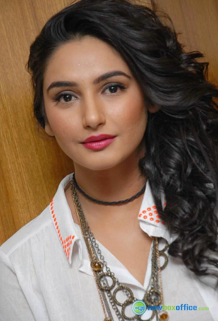 Ragini New Stills Ragini Dwivedi At Ragini IPS Audio Release