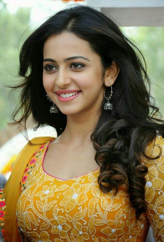 Rakul Preet Singh Beautiful HD Wallpaper 2017