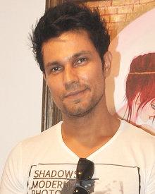 Randeep Hooda Biography, Wiki, DOB, Family, Profile, Movies, Photos