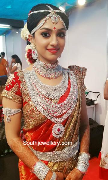 Ravi Pillai Daughter Arathi's Wedding Jewellery - Jewellery Designs