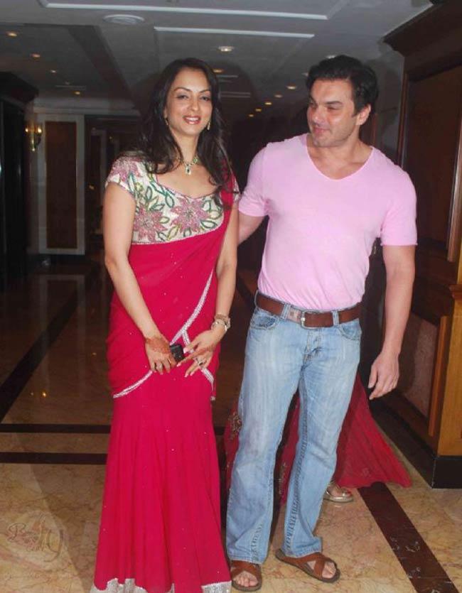 Saifeena Wedding: Bollywood's Inter-religion Marriages -   Photo15