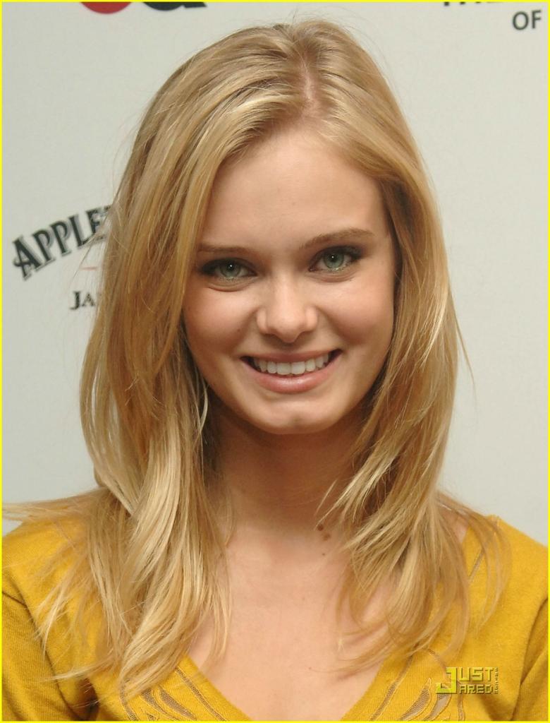 Sara Paxton: Stop Puppy Mills   Photo 223591 - Photo