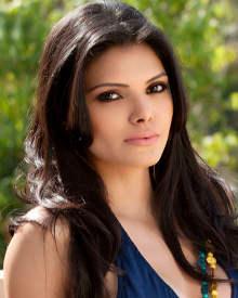 Sherlyn Chopra Biography, Wiki, DOB, Family, Profile, Movies, Photos