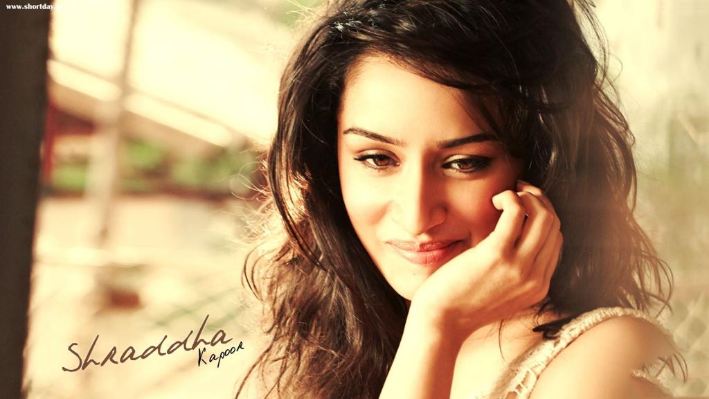 Shraddha Kapoor Beautiful HD Wallpaper