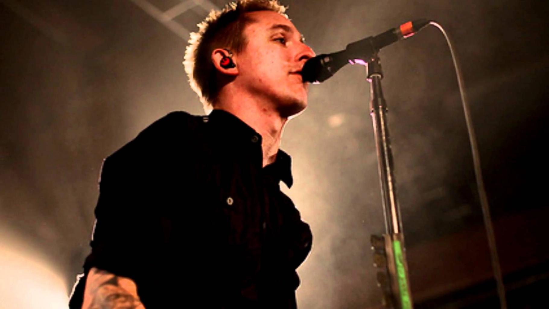 Silverstein Feat. Ryan Key - Stay Posi - YouTube