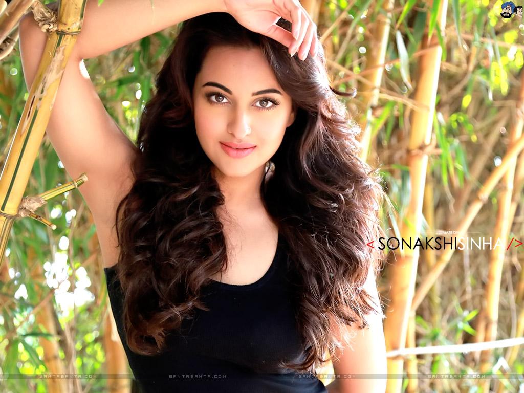 Sonakshi Sinha Photos and Wallpapers