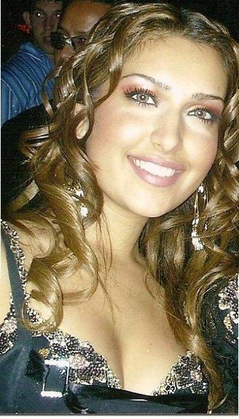 Skd: Mozhdah Jamalzadah Cute Afghan Singer Hot Photo Shoots