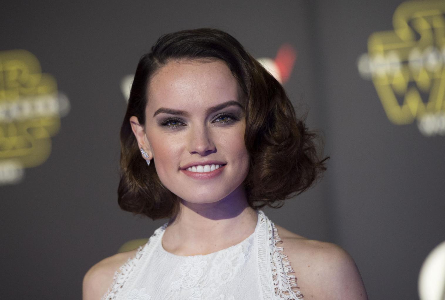 Star Wars: The Force Awakens' Daisy Ridley Lends Voice T