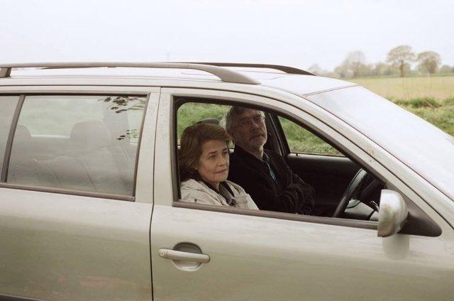 Still of Charlotte Rampling and Tom Courtenay in 45 Years (2