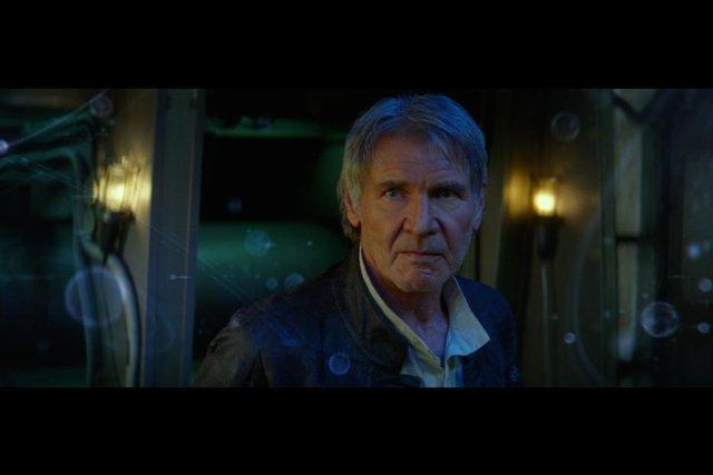 Still of Harrison Ford in Star Wars: The Force Awakens (2015