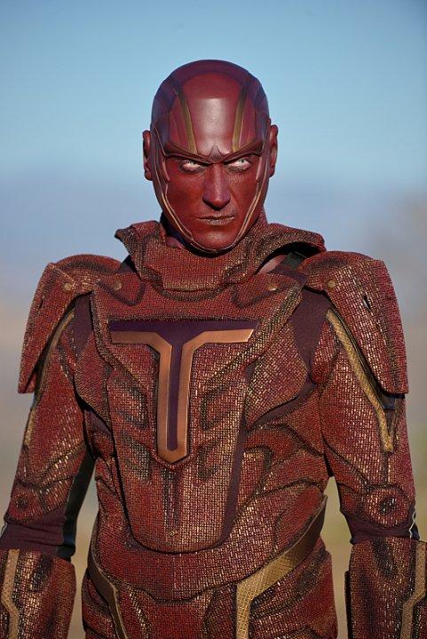 Still of Iddo Goldberg in Supergirl (2015)