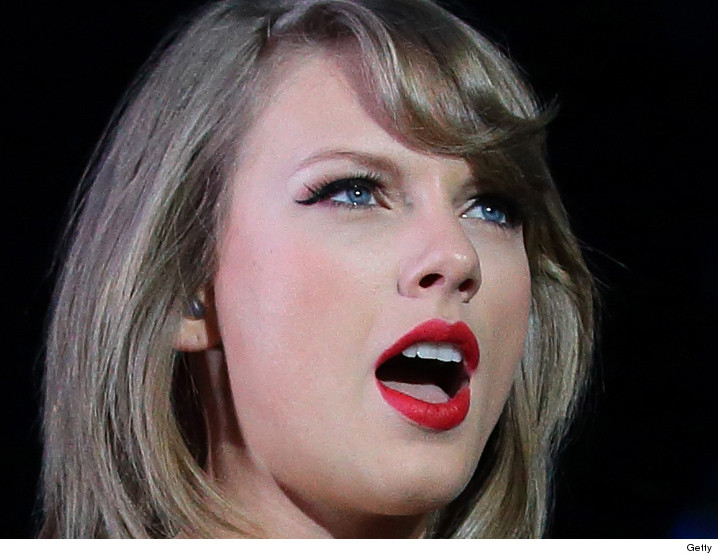 Taylor Swift Accused Of Art Theft, But Team Swift Smells A