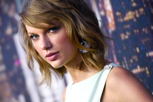 Taylor Swift Is Not An    Underdog   : The Real Story About Her 1