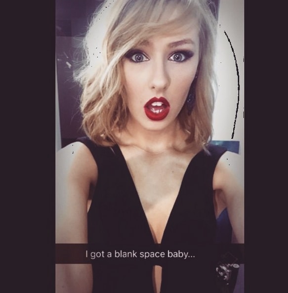 Taylor Swift Meets Her Lookalike: Do You Think They Look The Same